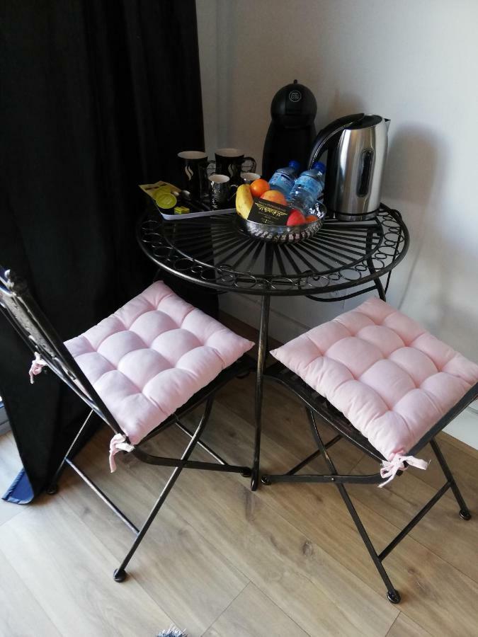Theize Chambres D'Hotes Luxe Et Serenite מראה חיצוני תמונה
